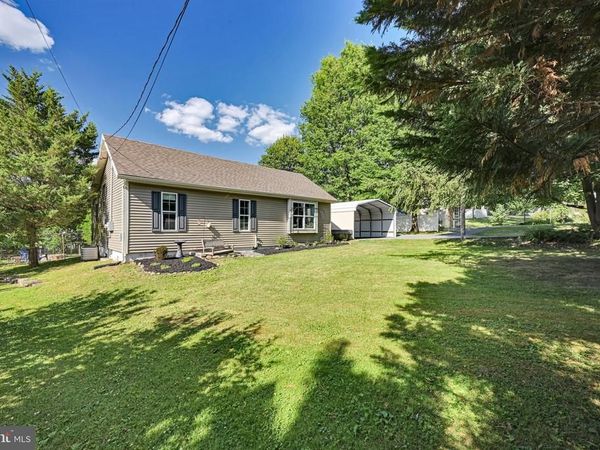 403 W 28TH DIVISION HIGHWAY, LITITZ, PA 17543