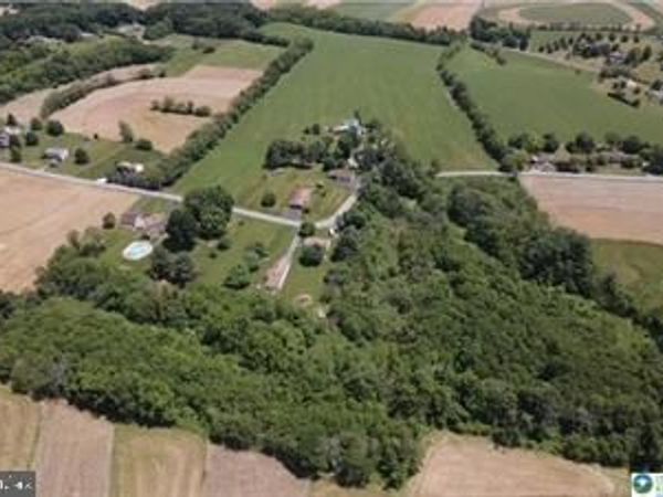 FOCHT LN , HAMBURG, PA 19526