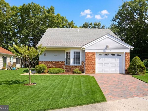 9 DOVE TREE COURT, BARNEGAT, NJ 08005