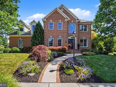 1773 MEADOW DRIVE S, MECHANICSBURG, PA 17055