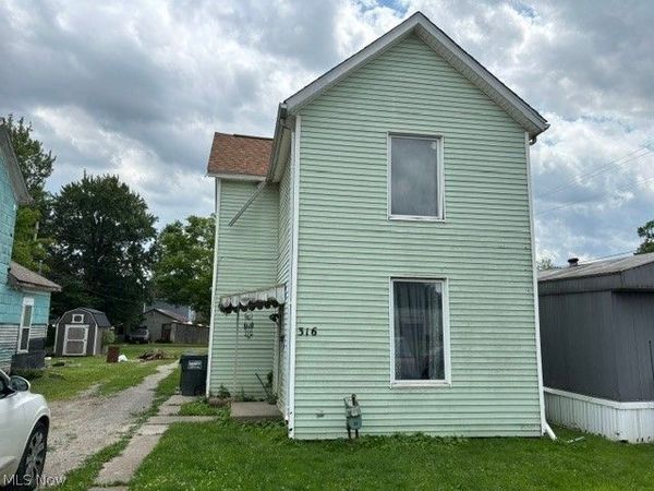 316 Wall Avenue, Cambridge, OH 43725