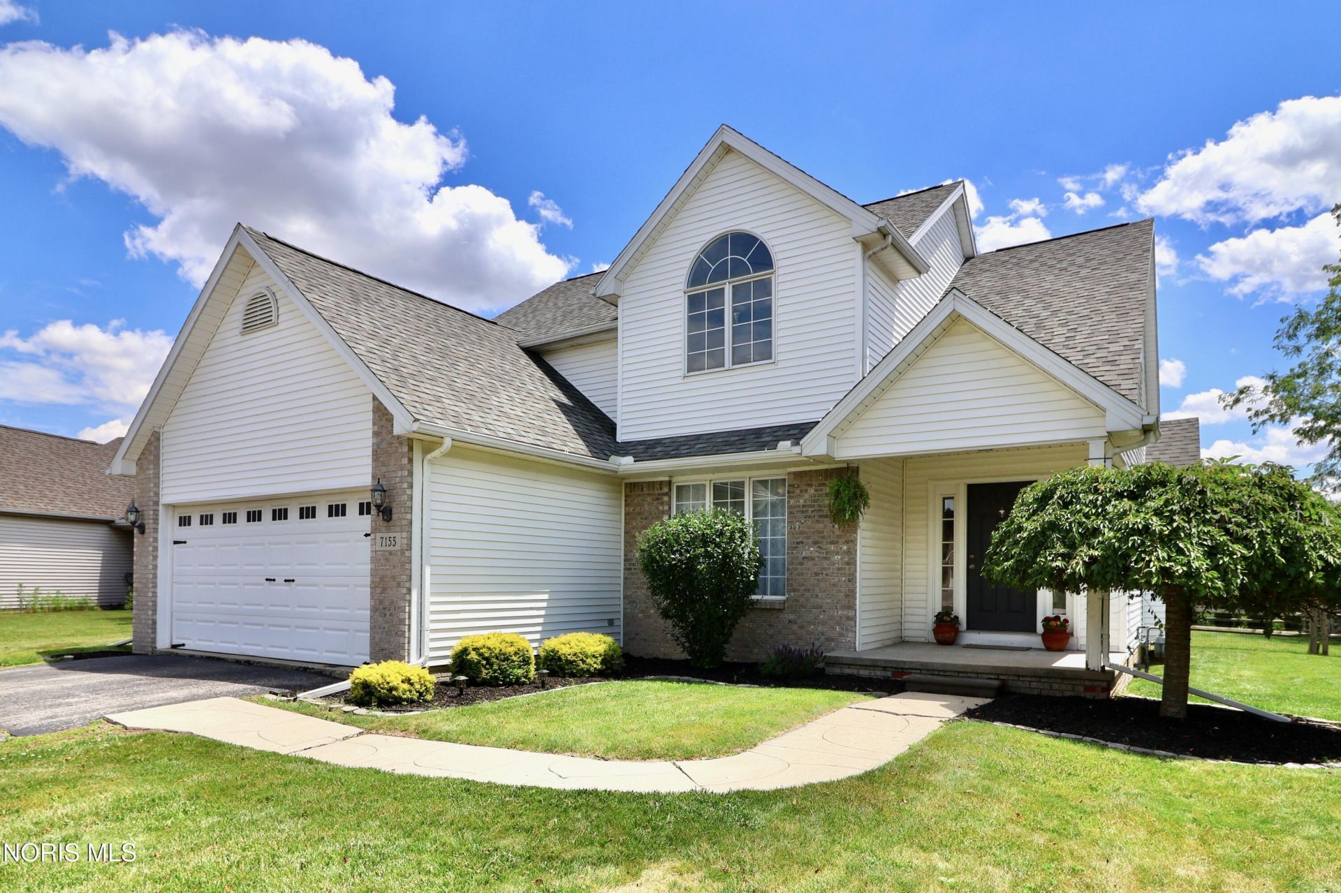 7155 E Lake Court, Perrysburg, OH 43551 Main Photo
