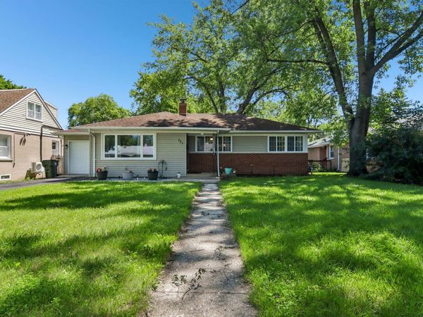 151 S Ashland Avenue, Palatine, IL 60074