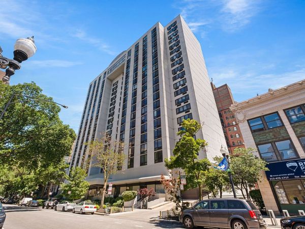1221 N Dearborn Street , Unit 1010S, Chicago, IL 60610