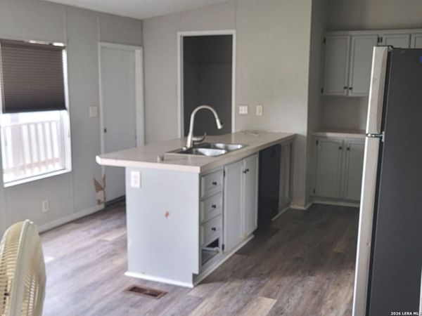 769 GERONIMO DR, Unit A, Seguin, TX 78155
