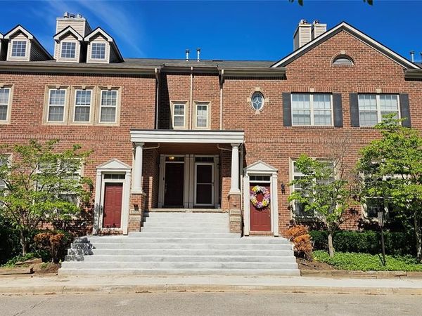 16996 Farmington Road, Livonia, MI 48154