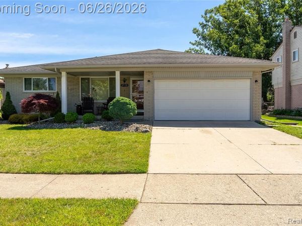 27131 Evelyn Avenue, Brownstown Twp, MI 48183