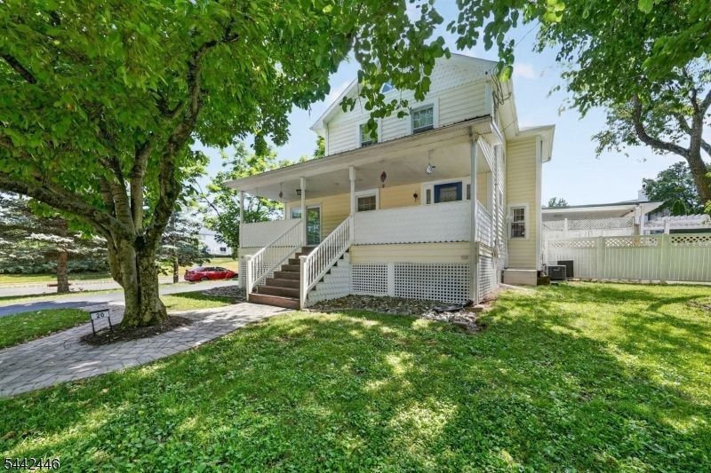 20 Kline Blvd, Readington, NJ 08889 Main Photo