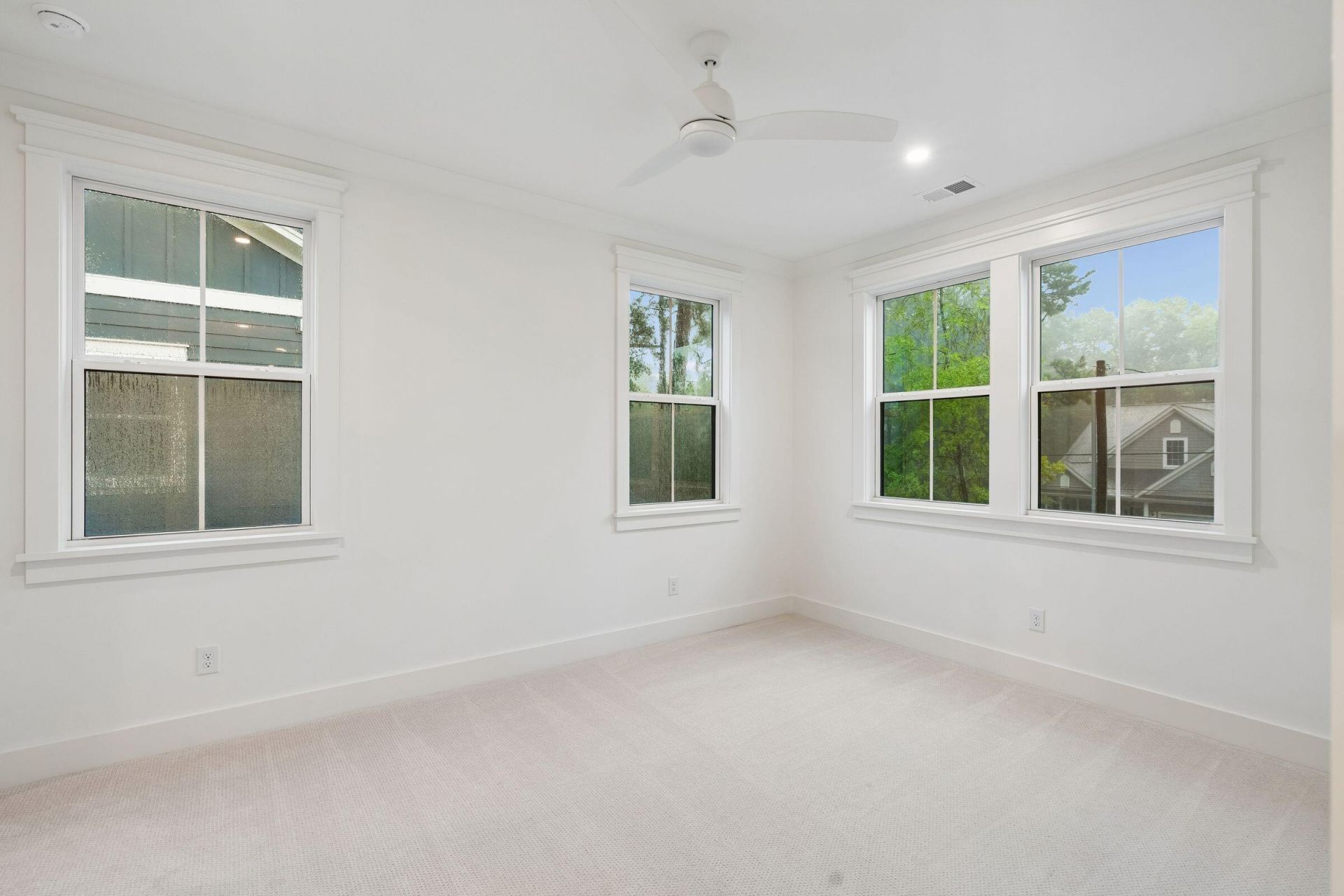 719 Eagle Street Photo 54