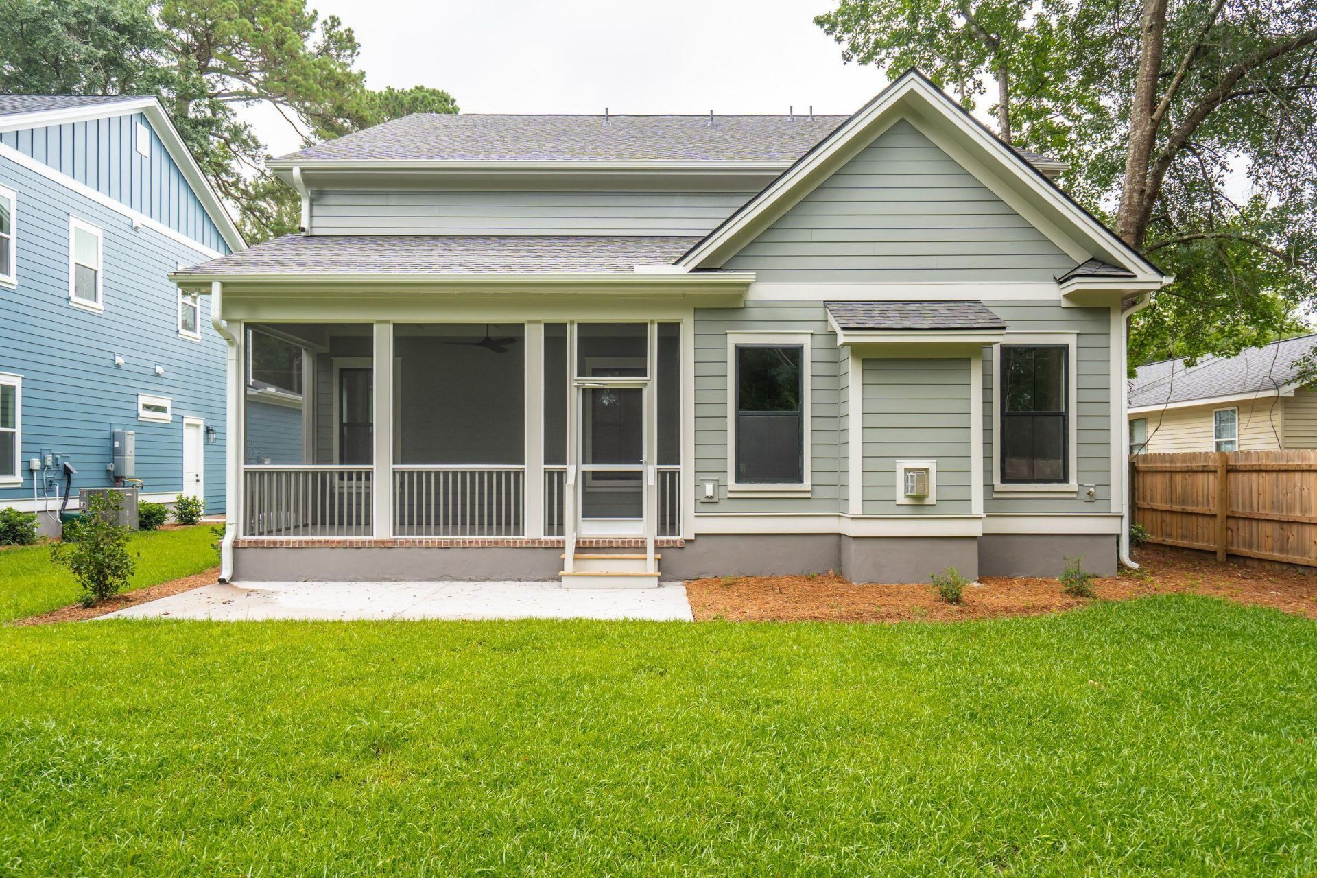 719 Eagle Street Photo 81