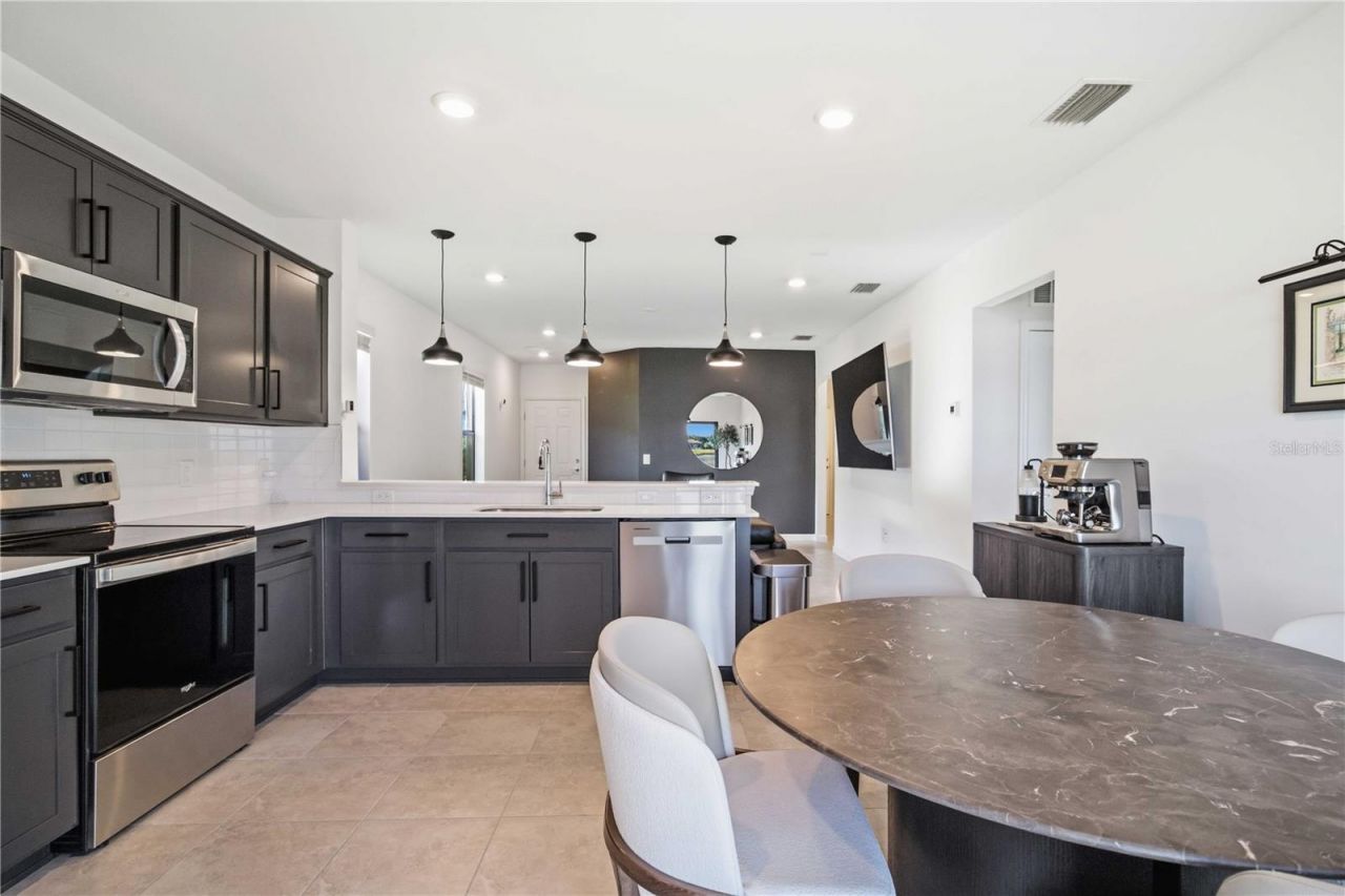 6548 Silverstar Drive, Sarasota, FL 34240 Photo