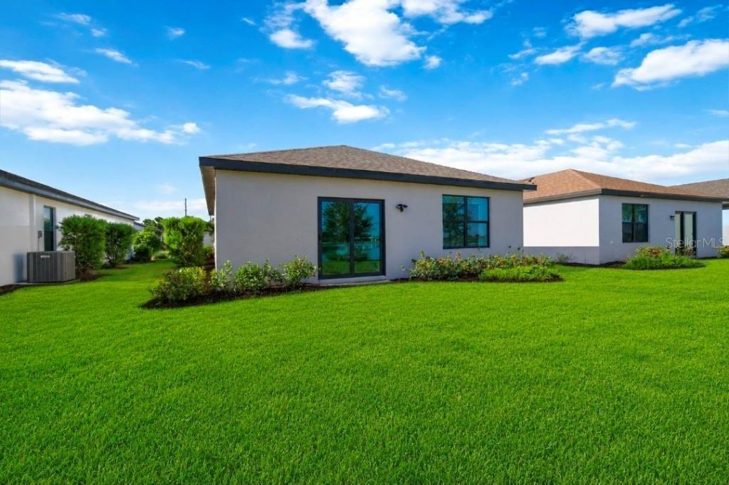 6548 Silverstar Drive, Sarasota, FL 34240 Photo