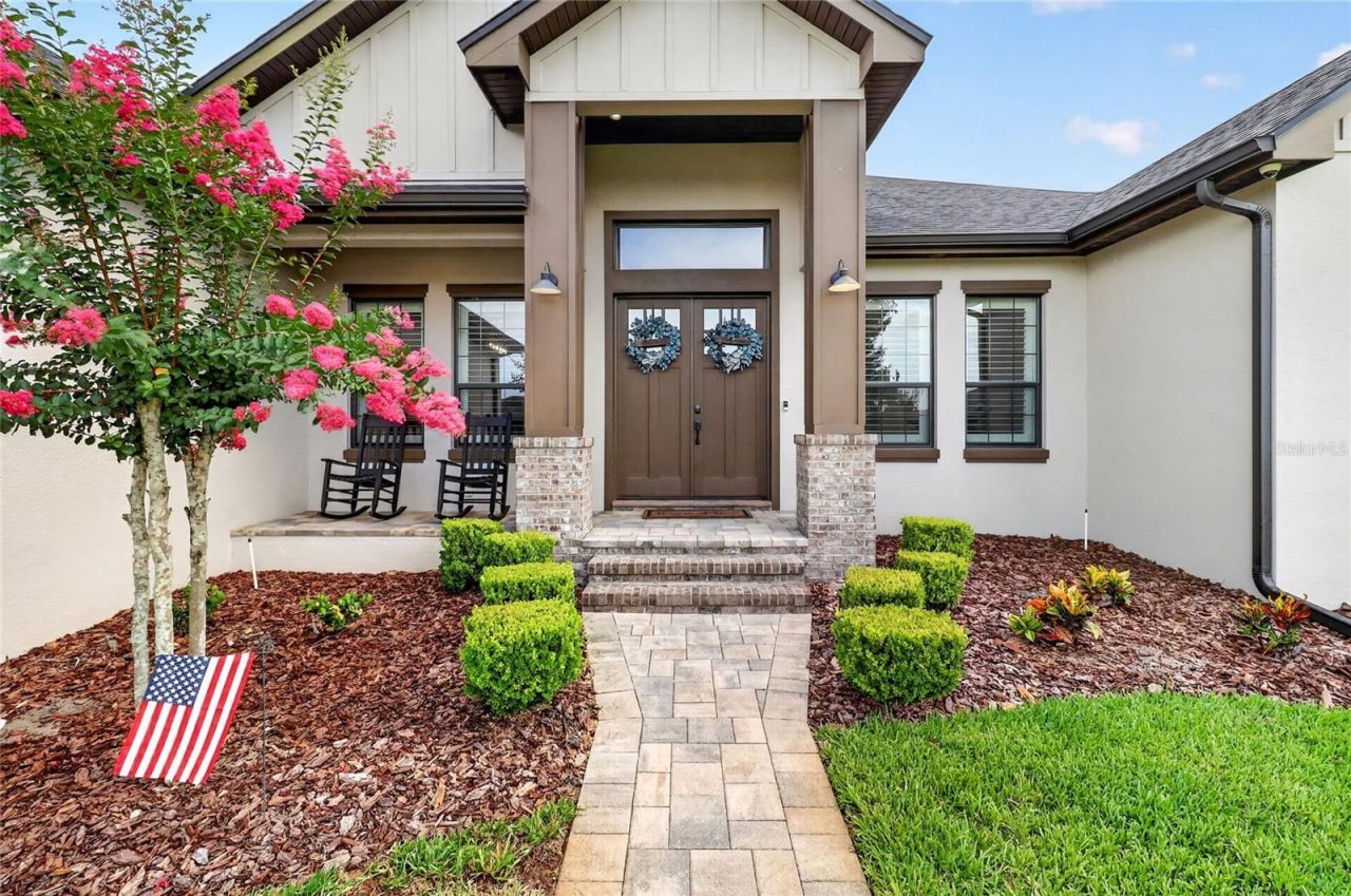 2564 Delphi Woods Circle , Lakeland, FL 33812 Photo