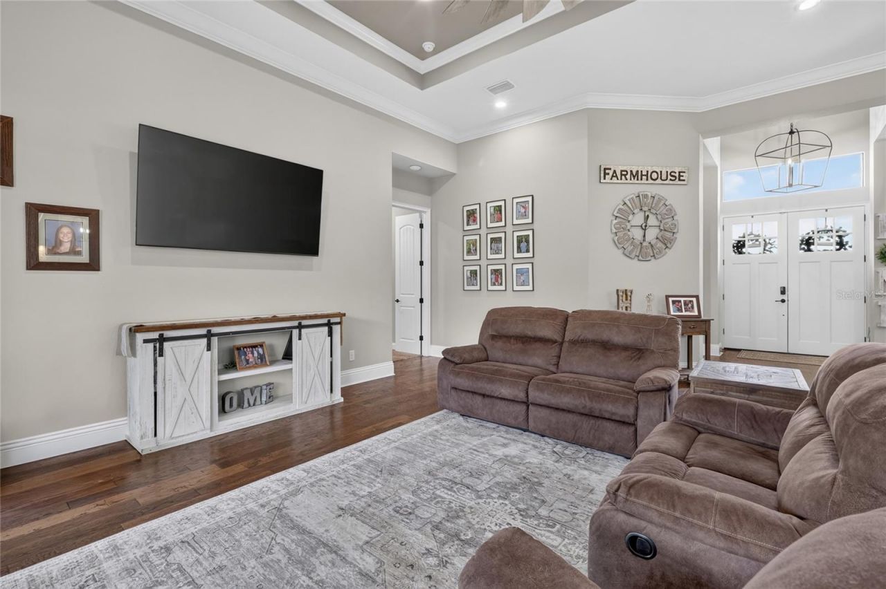 2564 Delphi Woods Circle , Lakeland, FL 33812 Photo