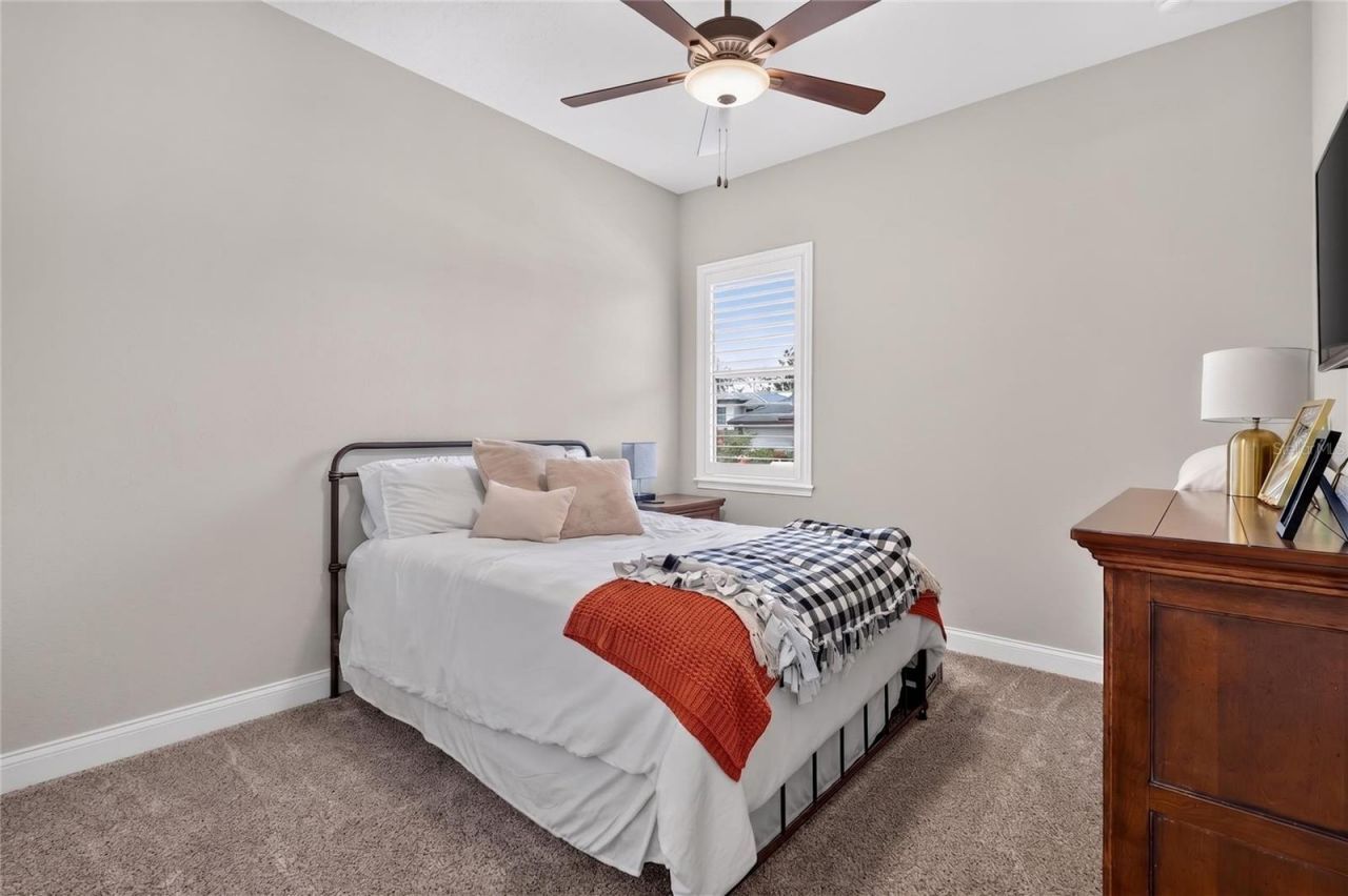 2564 Delphi Woods Circle , Lakeland, FL 33812 Photo