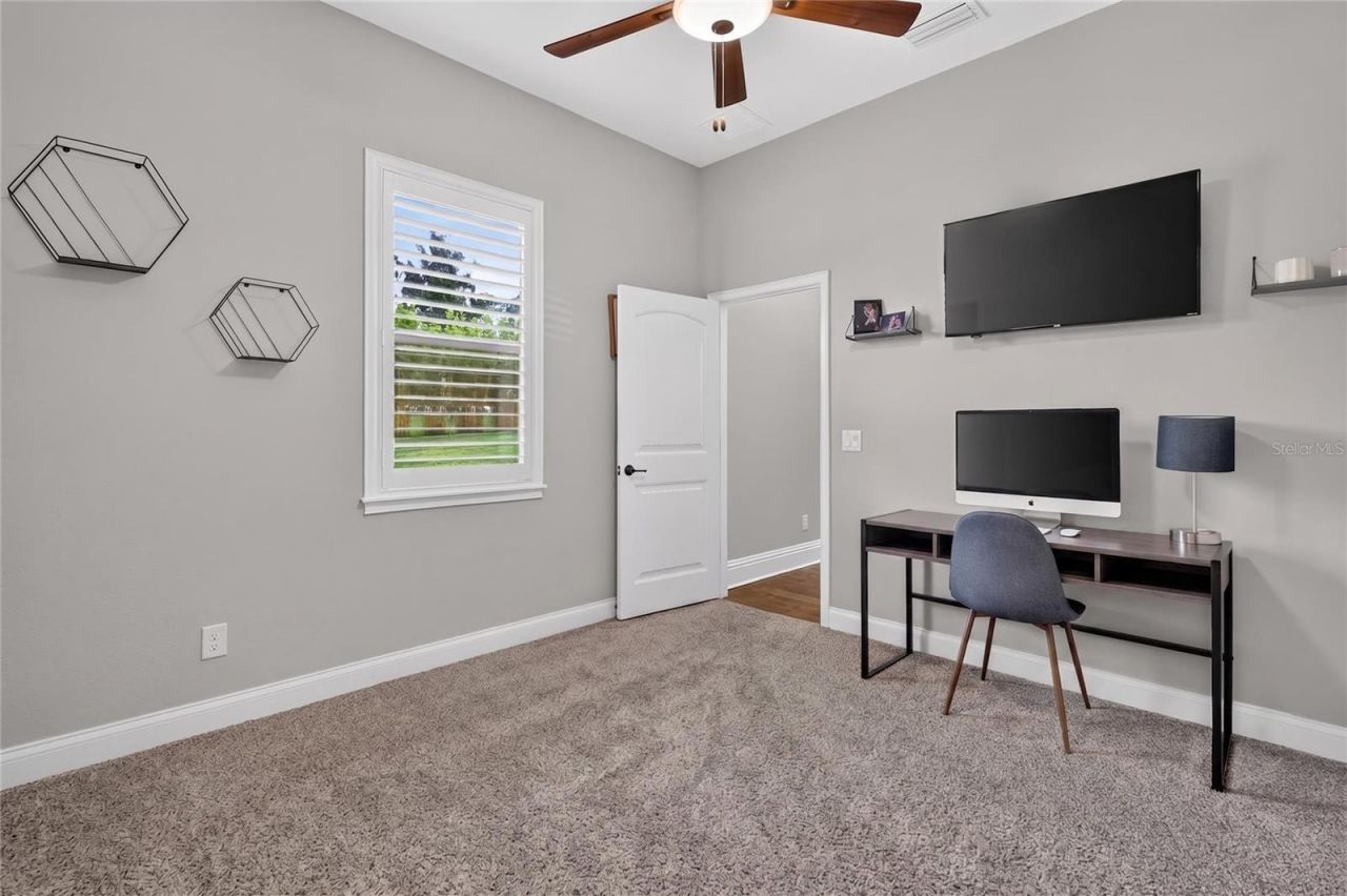2564 Delphi Woods Circle , Lakeland, FL 33812 Photo