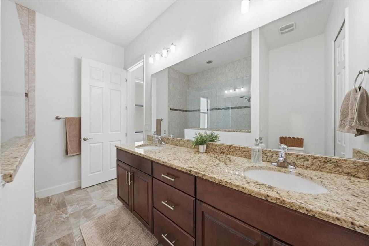819 Highland Street N, Saint Petersburg, FL 33701 Photo