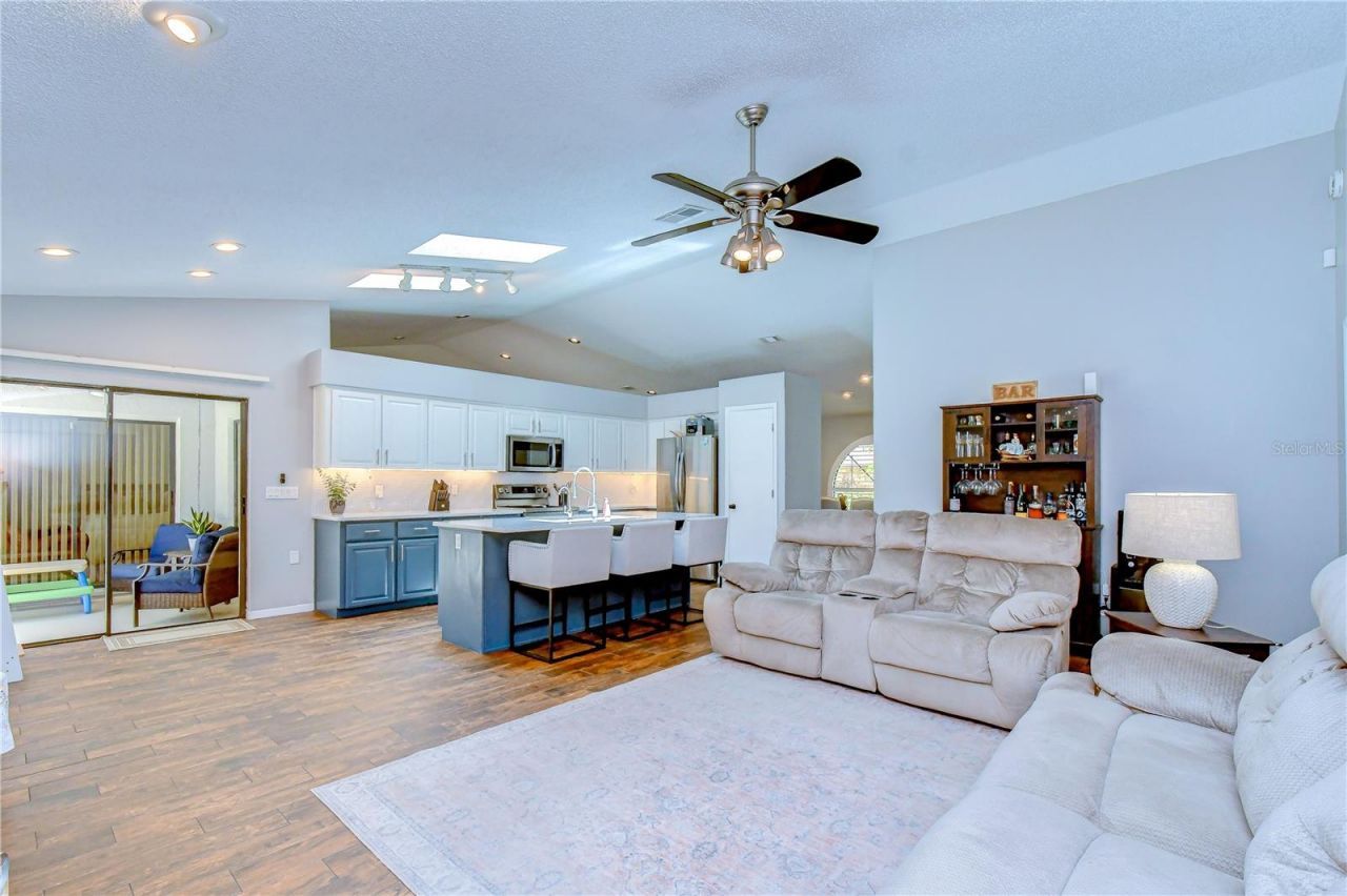 16605 E Course Drive , Tampa, FL 33624 Photo