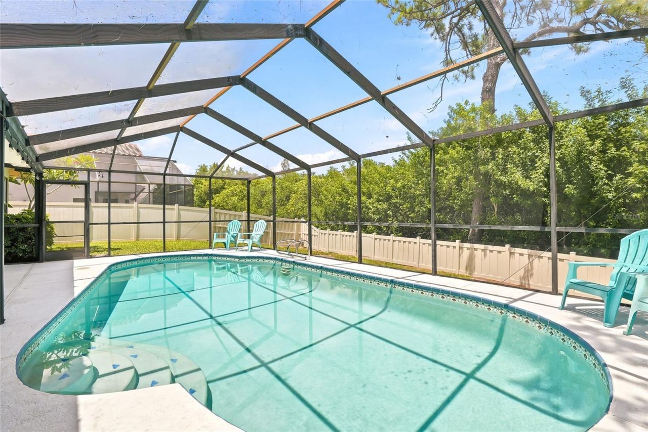 5274 White Sand Circle Ne, Saint Petersburg, FL 33703 Photo