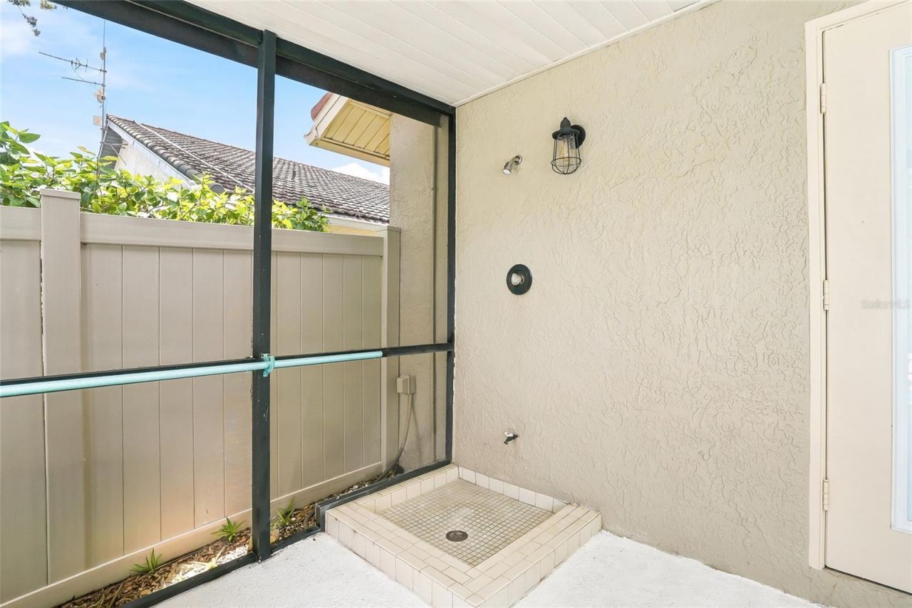 5274 White Sand Circle Ne, Saint Petersburg, FL 33703 Photo