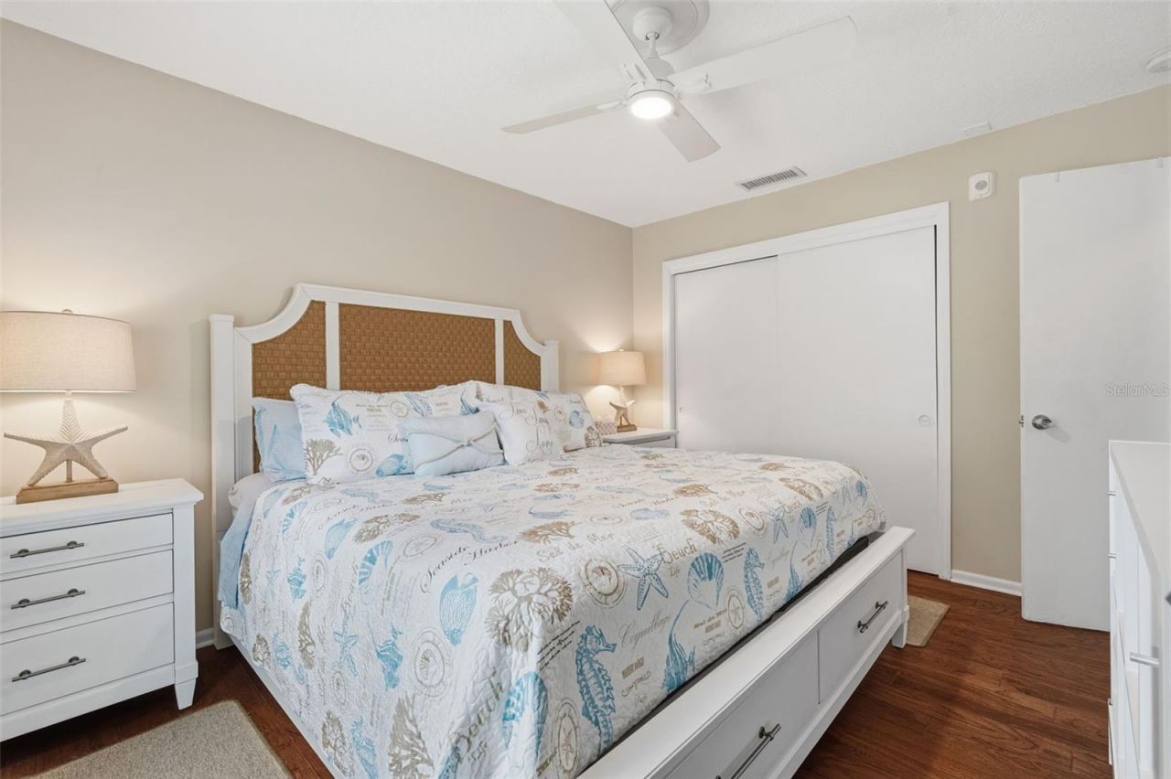 5117 Salmon Drive Se, Unit B, Saint Petersburg, FL 33705 Photo