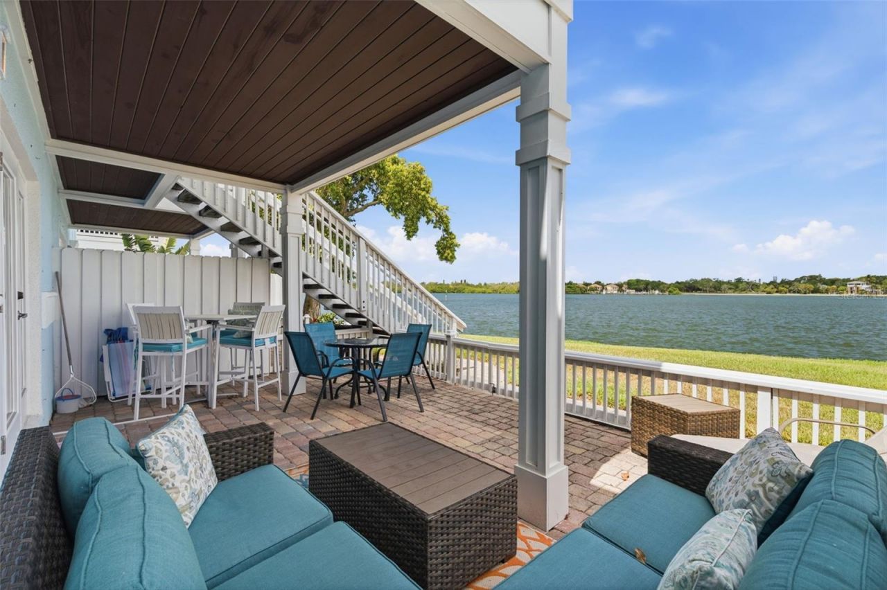 5117 Salmon Drive Se, Unit B, Saint Petersburg, FL 33705 Photo