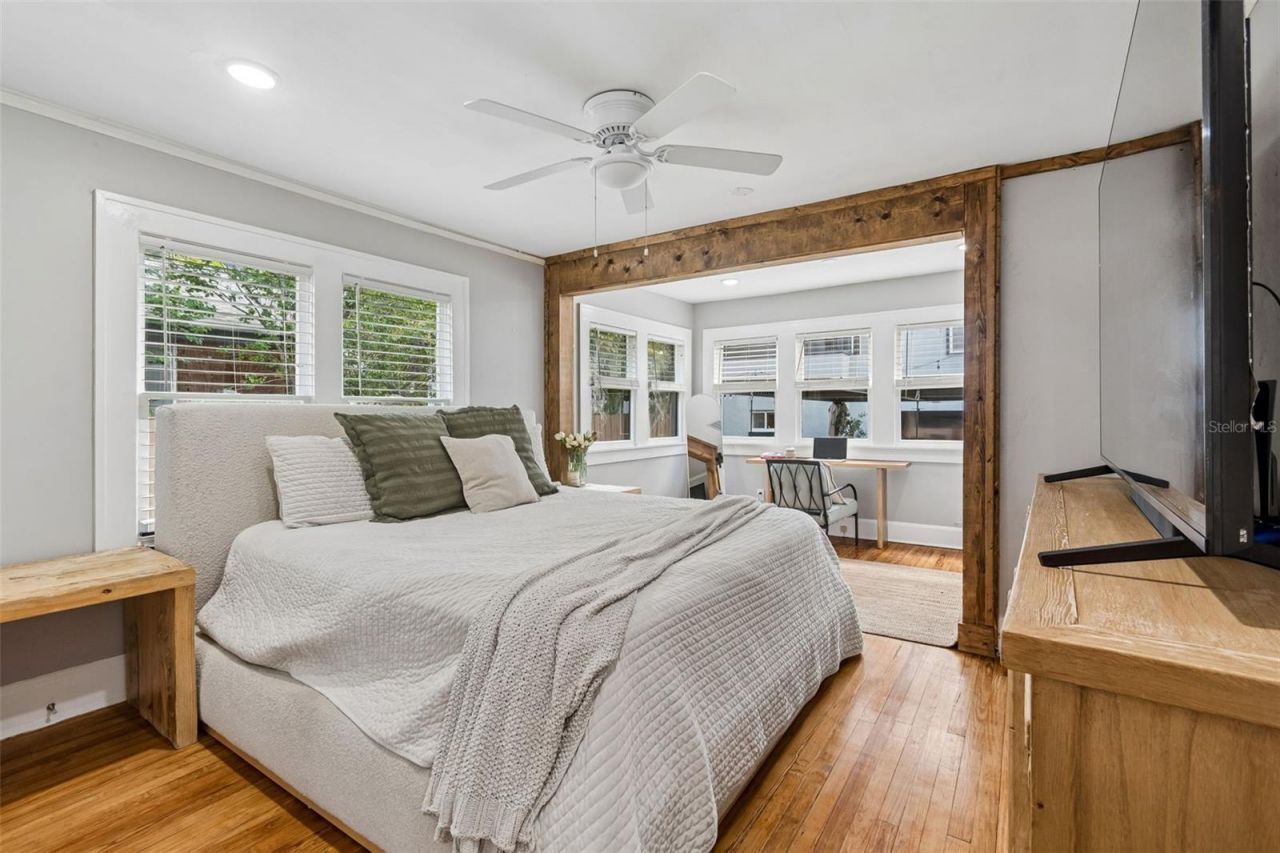 1011 14th Street N, Saint Petersburg, FL 33705 Photo