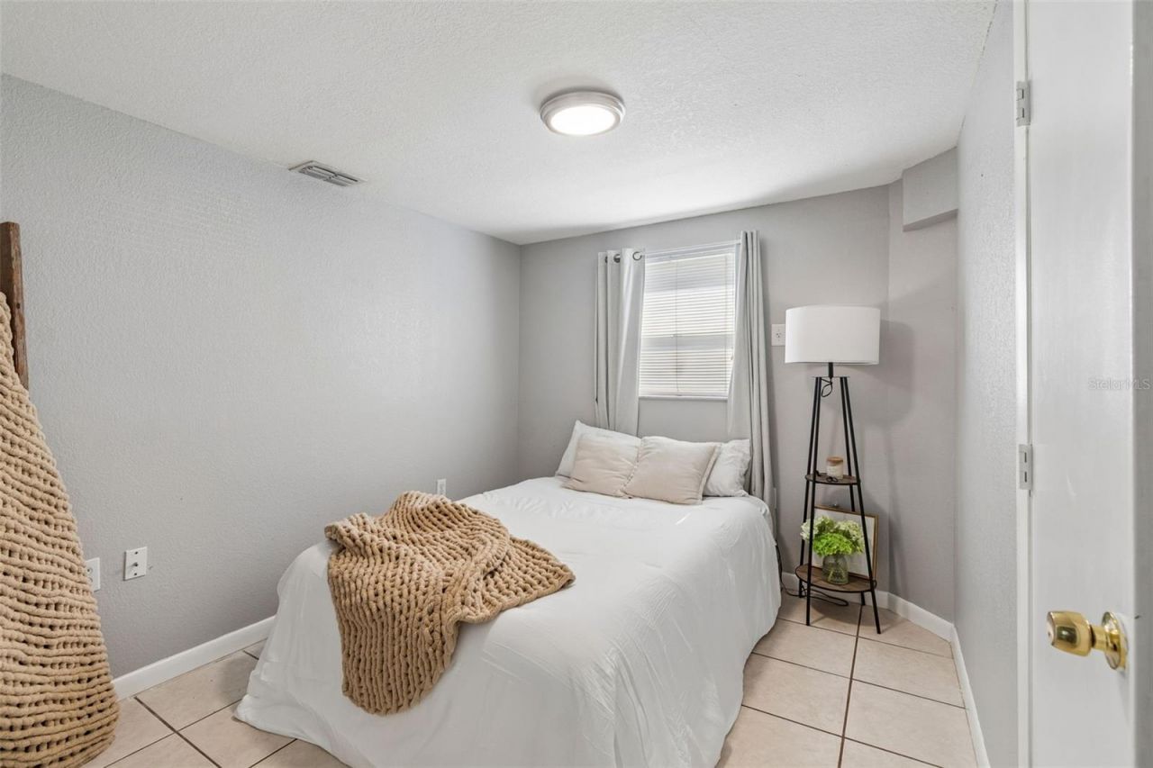 1011 14th Street N, Saint Petersburg, FL 33705 Photo