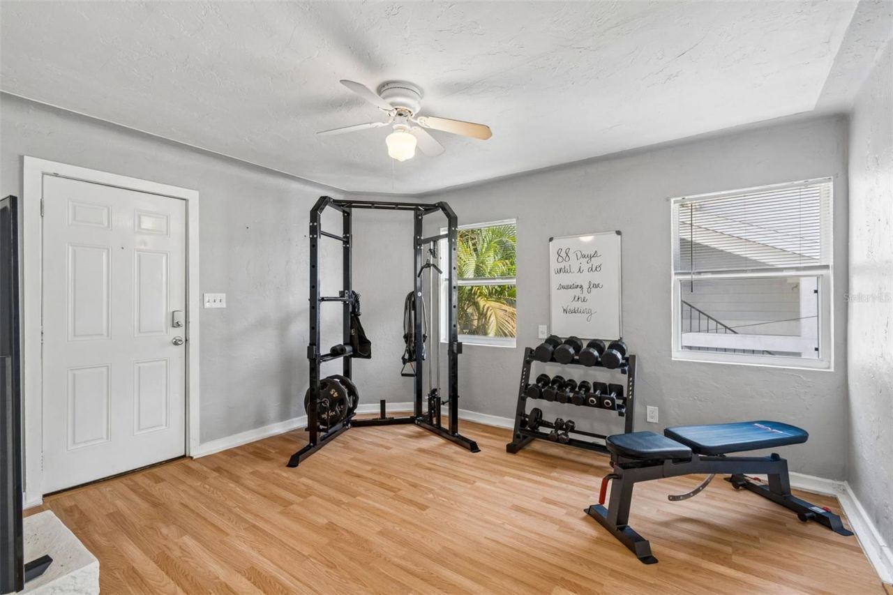 1011 14th Street N, Saint Petersburg, FL 33705 Photo