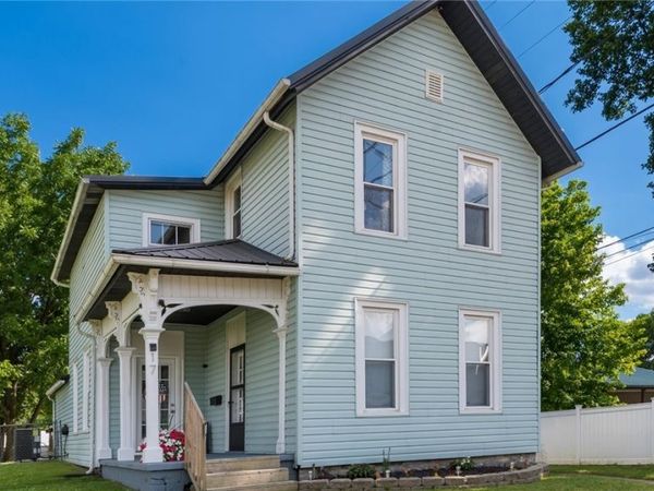 17 E Oak Street , Newark, OH 43055