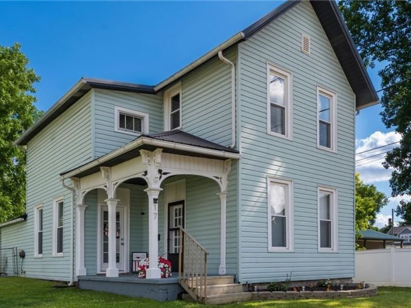 17 E Oak Street, Newark, OH 43055 Photo 2