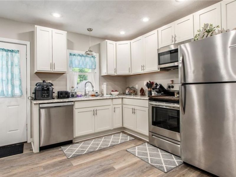 17 E Oak Street, Newark, OH 43055 Photo 7