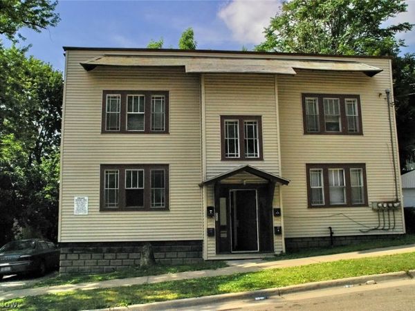 555 Bishop Street , Akron, OH 44307