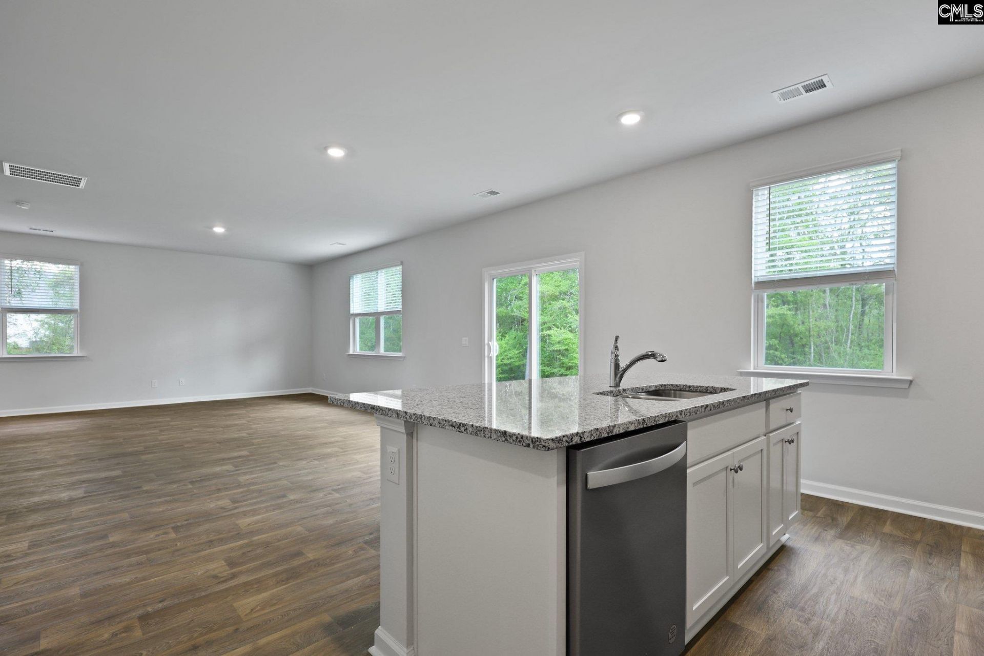 153 Cantley Way  Photo 11