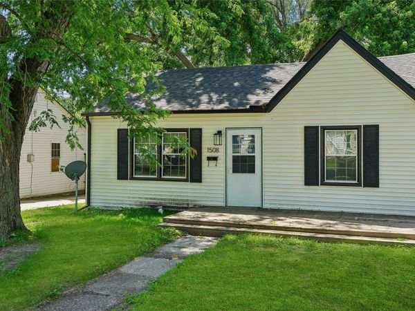 1508 E 30th Street, Des Moines, IA 50317