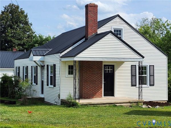 1801 ROBERTS Street, Farmville, VA 23901