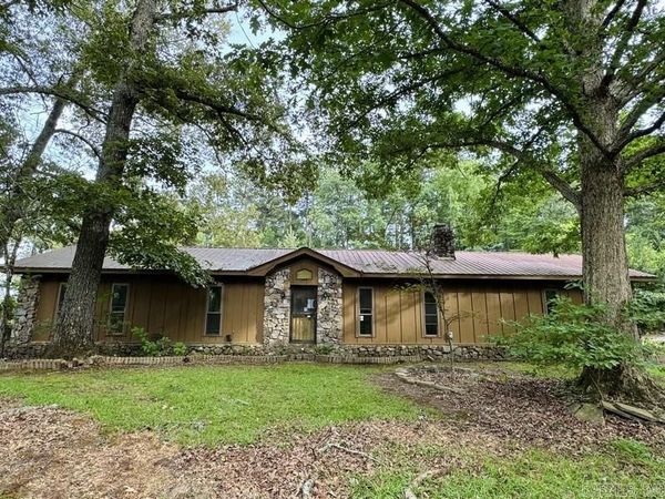 3341 COUNTRY CLUB Road, Arkadelphia, AR 71923