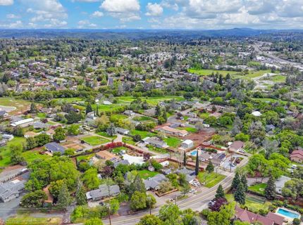 12410 New Airport Rd, Auburn, CA 95603 Photo
