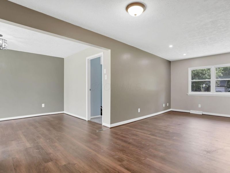4956 Betsy Drive, Columbus, OH 43227 Photo 14
