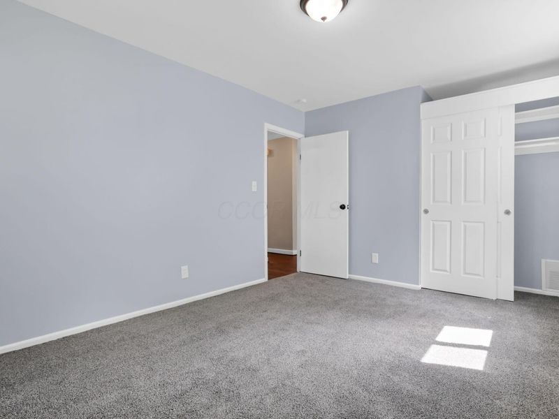 4956 Betsy Drive, Columbus, OH 43227 Photo 39