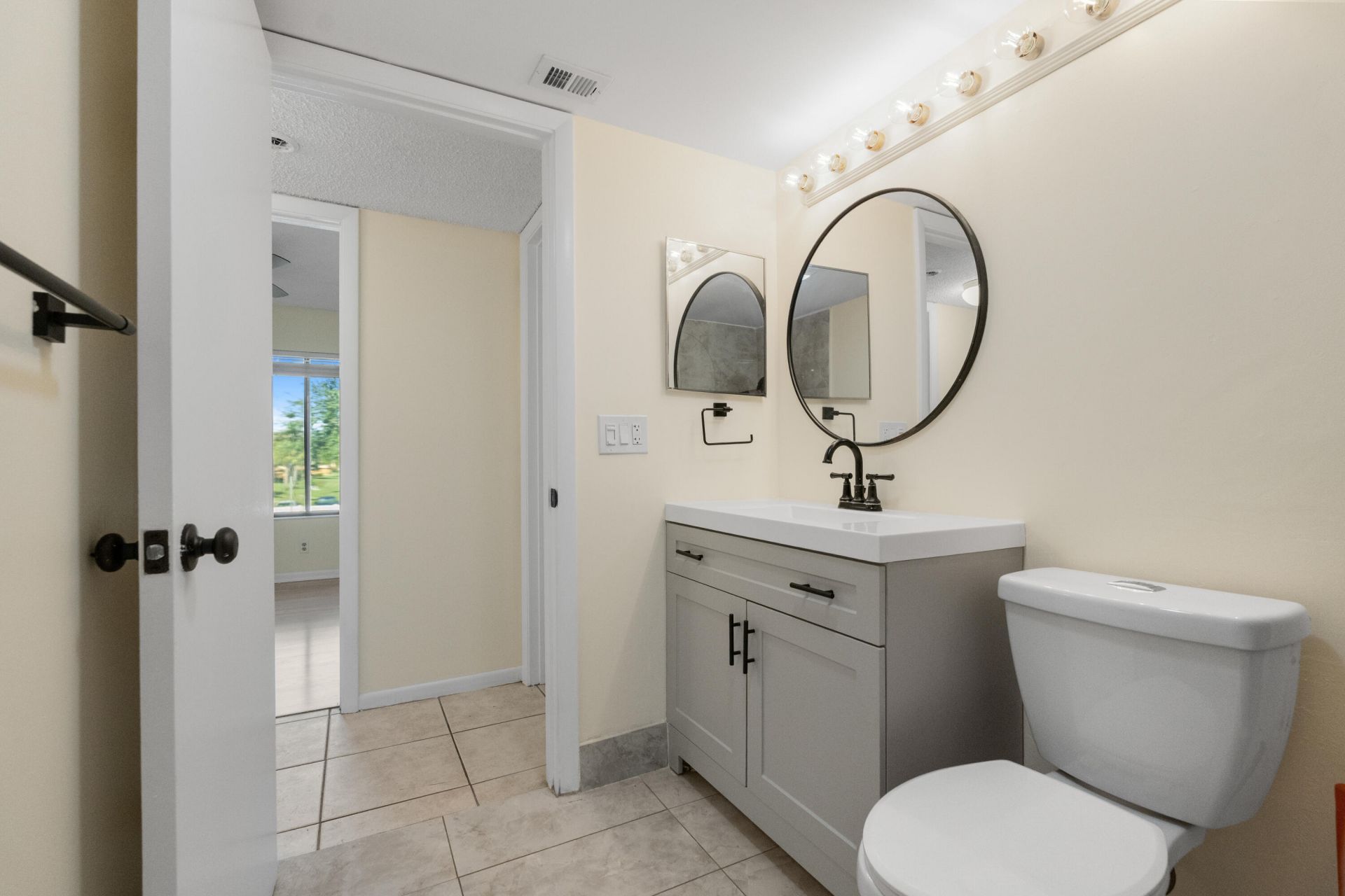 706 Sunny Pine Way, Unit E2, Greenacres, FL 33415 Photo