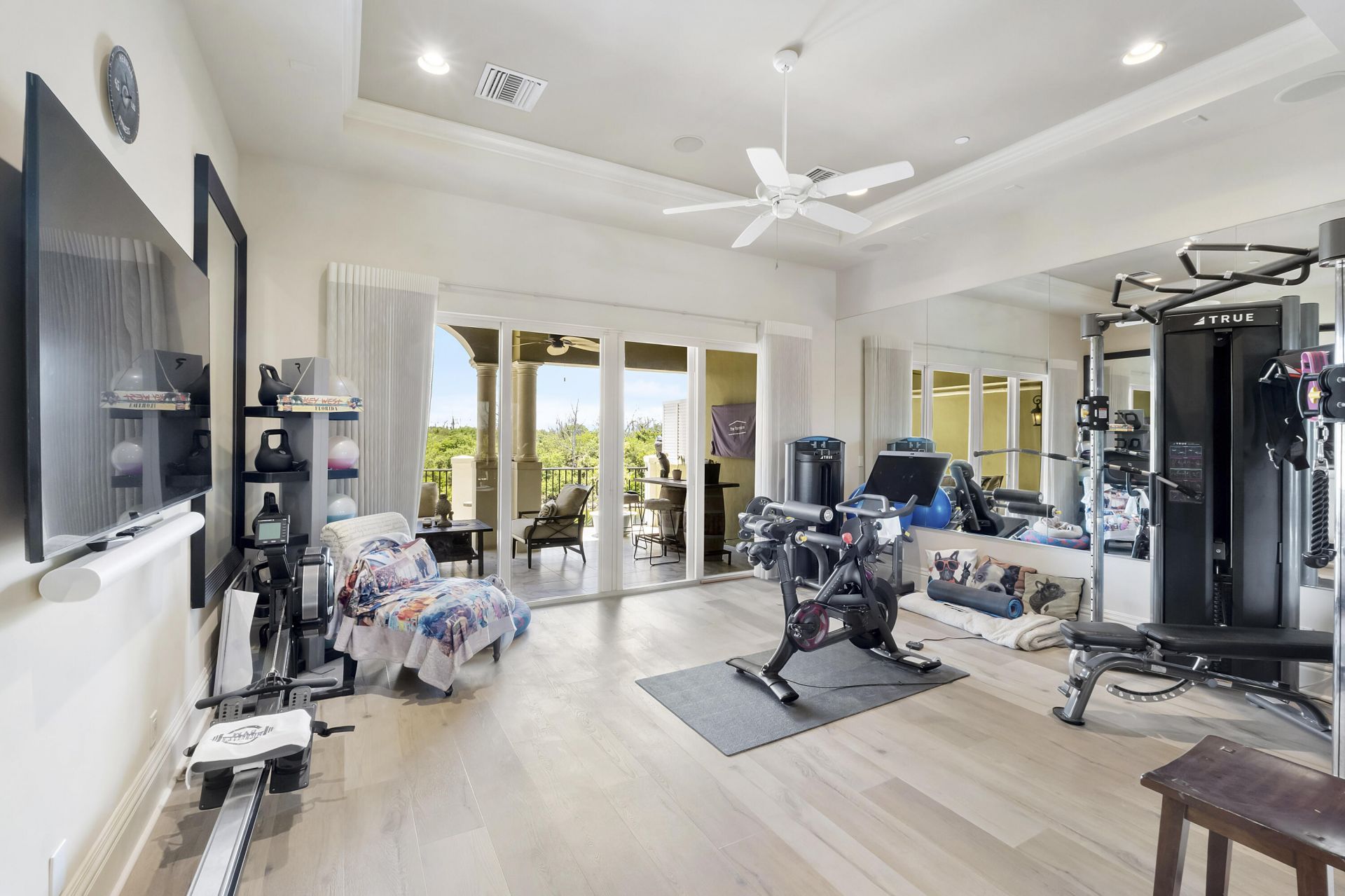 449 NE 19th Avenue, Deerfield Beach, FL 33441 Photo