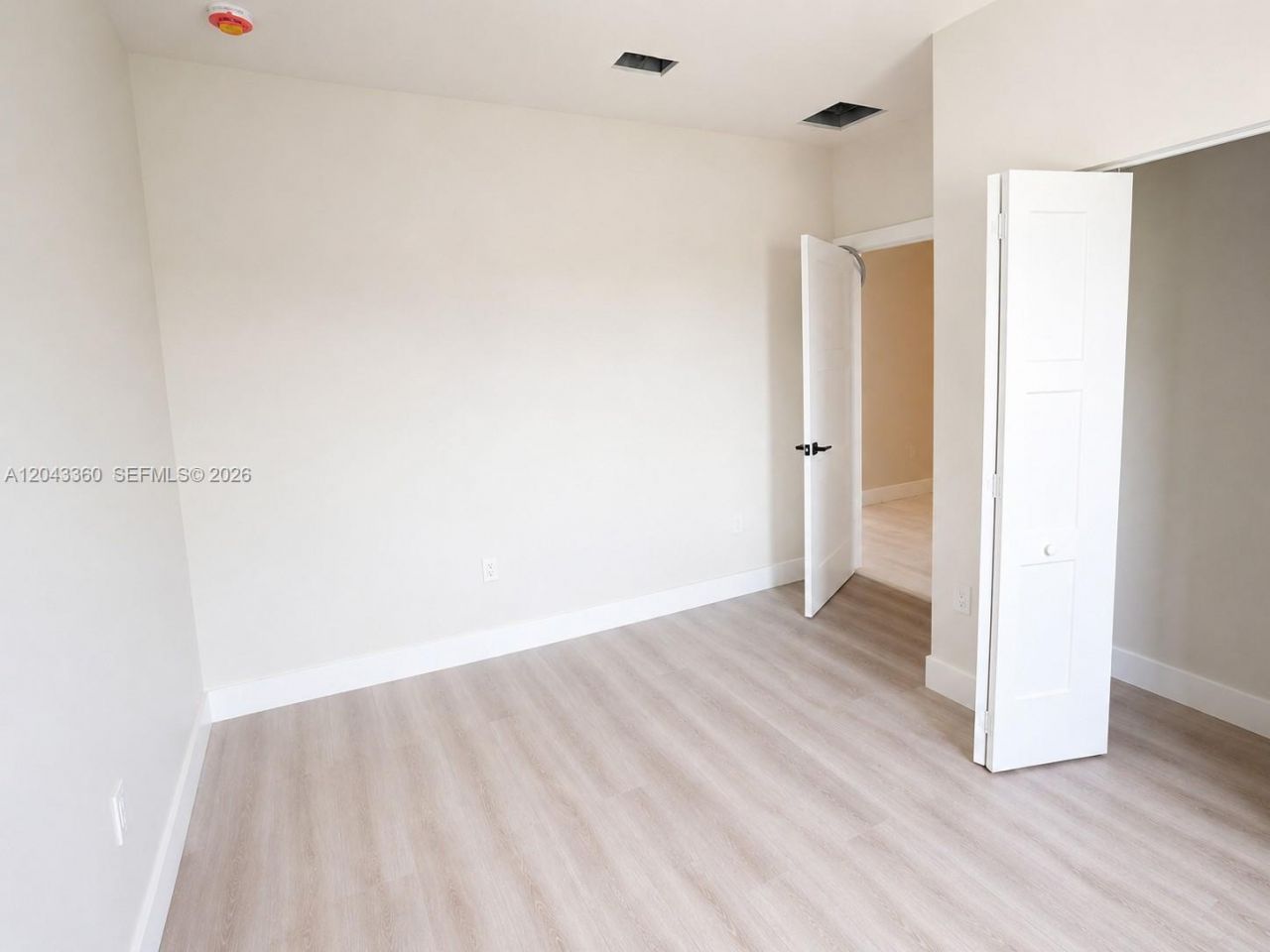 13720 NE 2nd Court , North Miami, FL 33161 Photo
