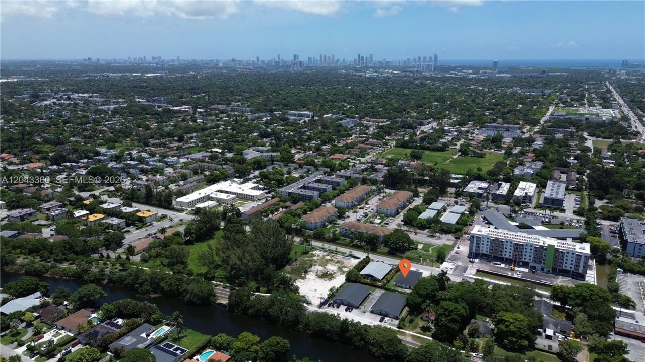 13720 NE 2nd Court , North Miami, FL 33161 Photo