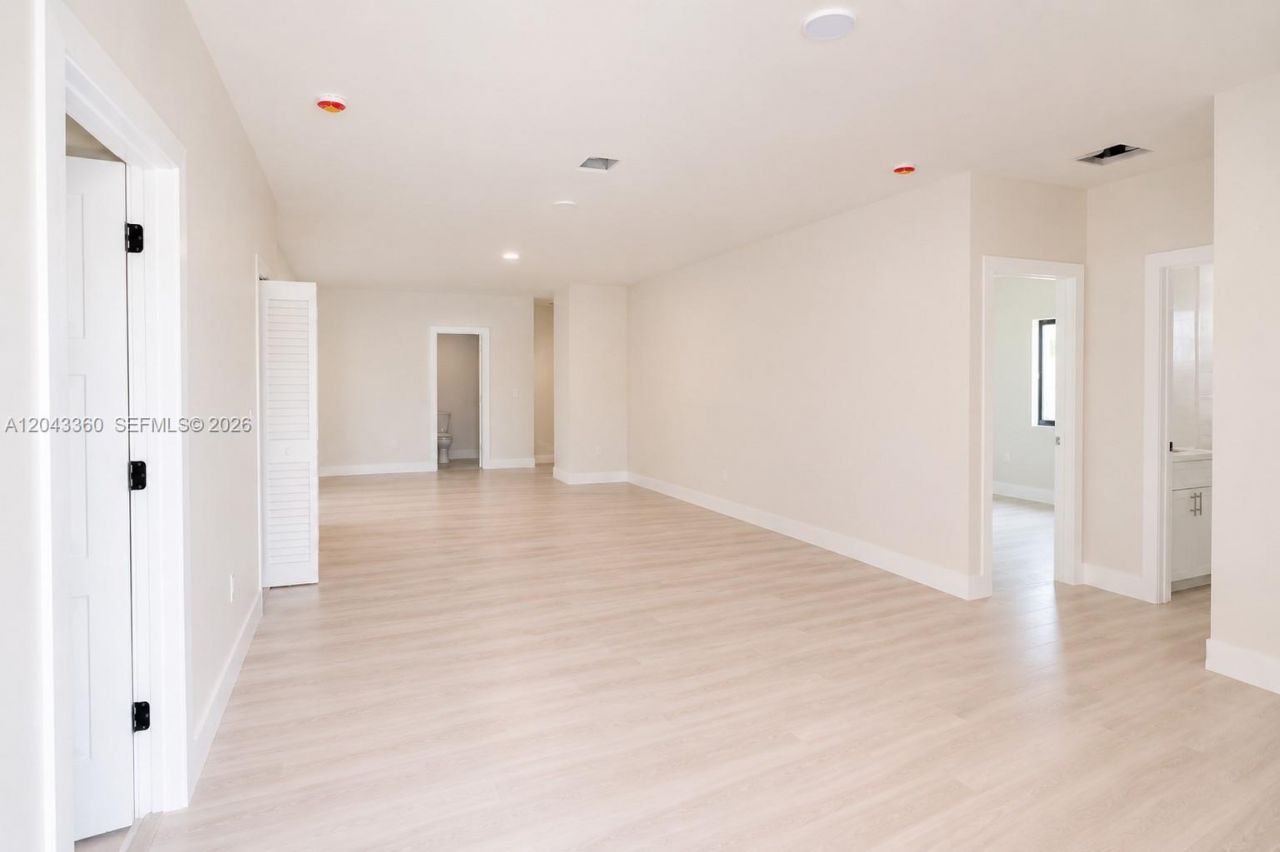 13720 NE 2nd Court , North Miami, FL 33161 Photo
