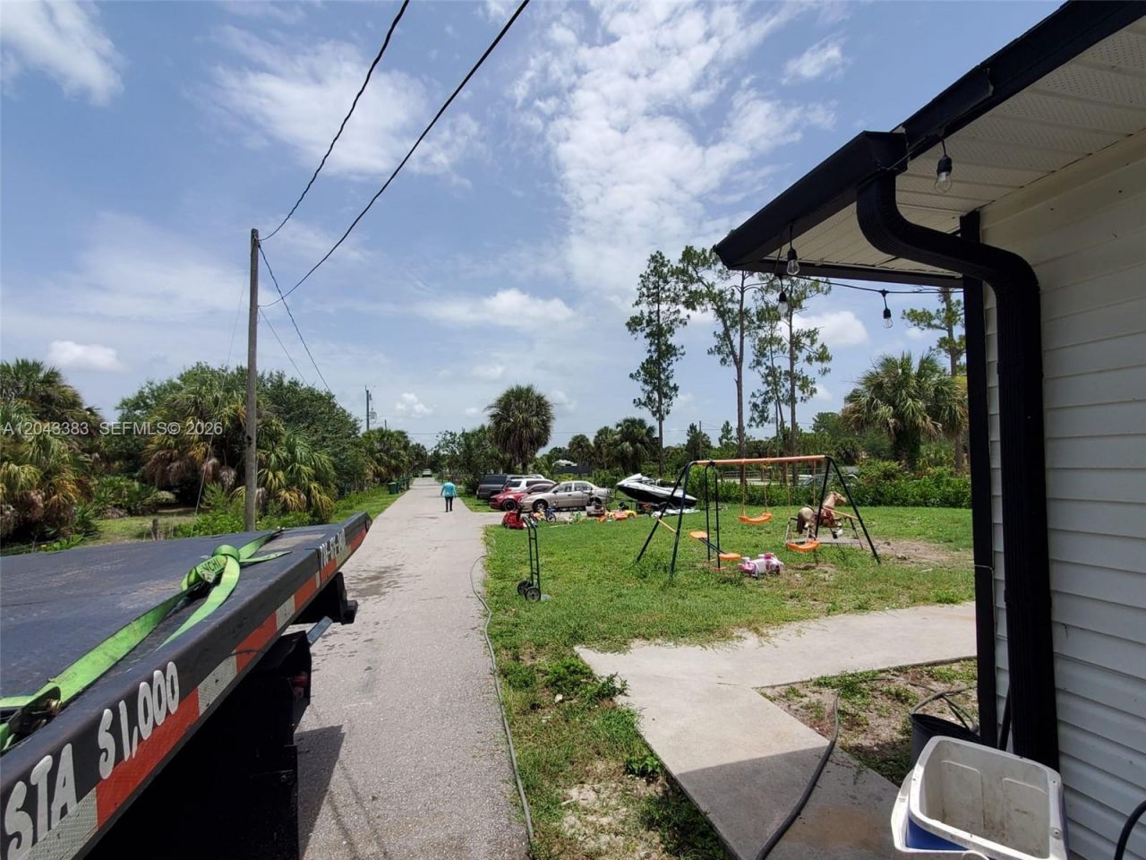 2830 NE 4th Ave, Naples, FL 34120 Photo