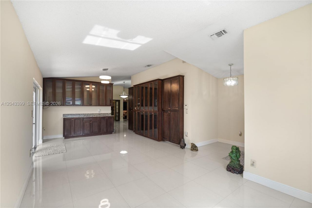 910 SW 140th Ave, Miami, FL 33184 Photo
