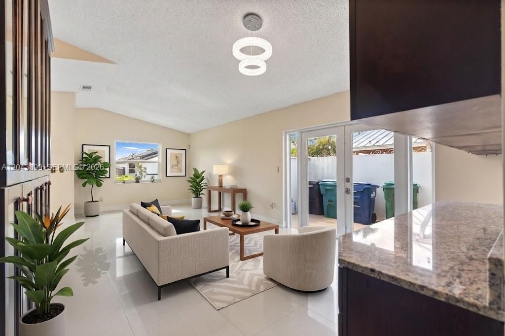 910 SW 140th Ave, Miami, FL 33184 Photo