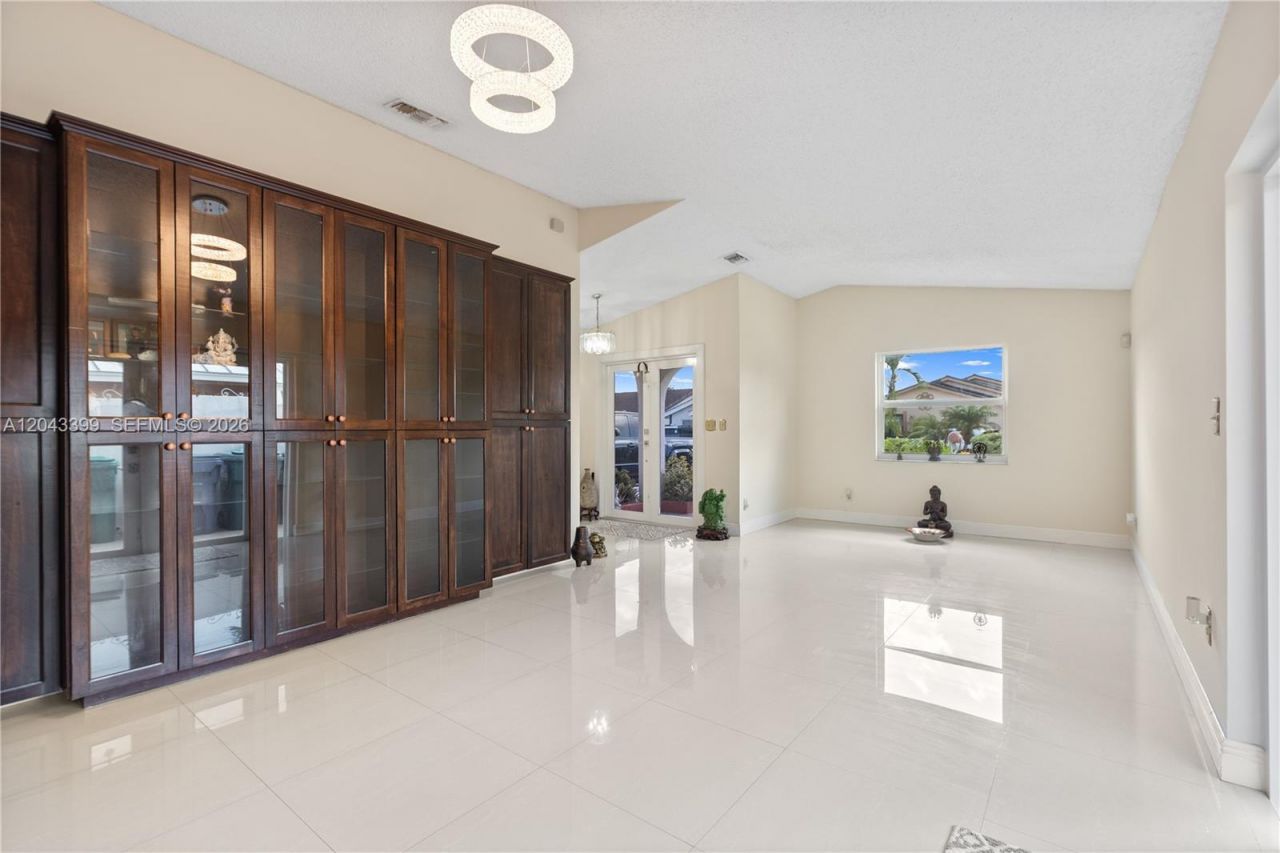 910 SW 140th Ave, Miami, FL 33184 Photo