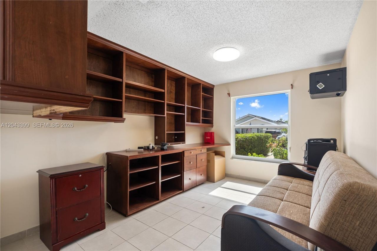 910 SW 140th Ave, Miami, FL 33184 Photo